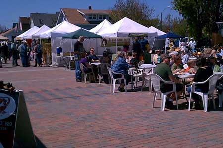 Summer Farmers Market kick-off popular