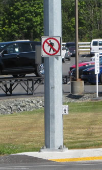 2008-0813_highway_20_peds_signs.jpg