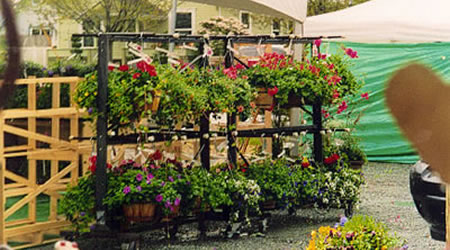 2009-0422_garden_art.jpg 2009-0422_garden_art.jpg