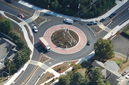 2010-0107_roundabout.jpg 2010-0107_roundabout.jpg