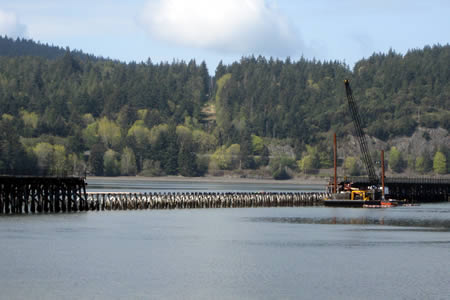 2010-0414-trestle.jpg 2010-0414-trestle.jpg