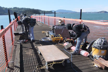 2010-0508_trestle_repair.jpg 2010-0508_trestle_repair.jpg