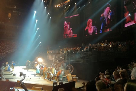 2010-1117_les_mis.jpg 2010-1117_les_mis.jpg