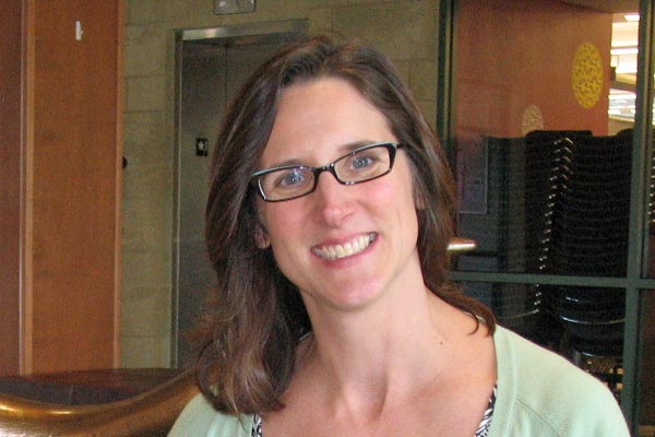 2013-0821-new-librarian