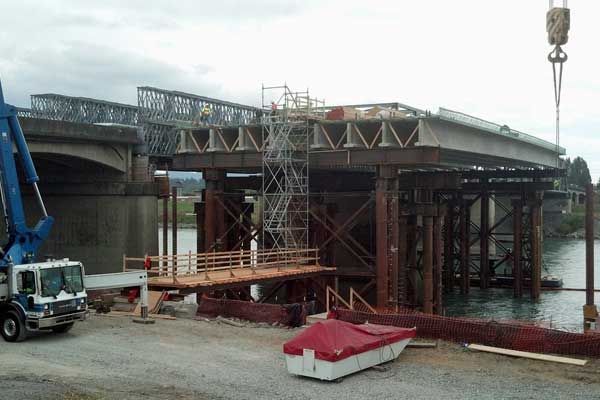 2013-0909-skagit-bridge