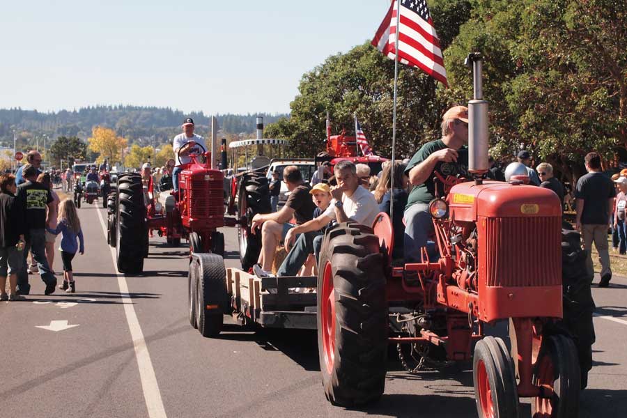 2014-0913-antique-engine-3