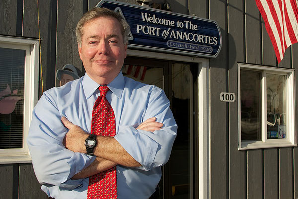 2014-1107-hide-resigns