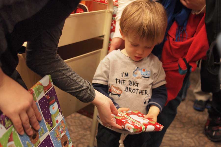 2014-1202-library-santa2