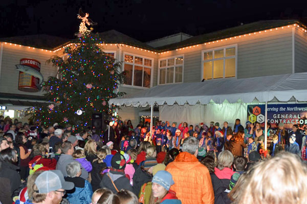 2014-1205-tree-lighting
