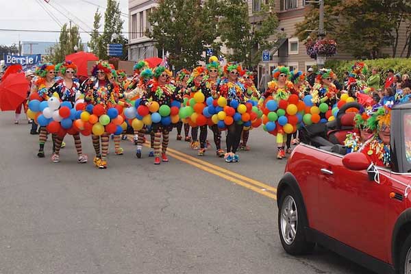 2016 0704 parade1 600