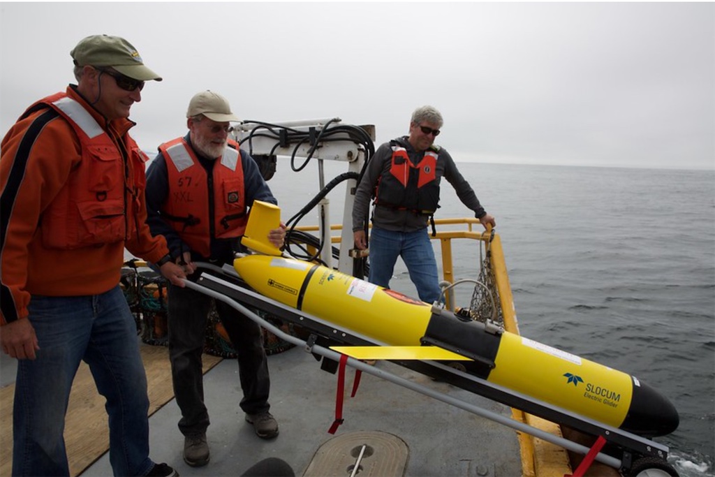 Jack Barth of Oregon State University and his colleagues deploy a glider in the Pacific Ocean to record oxygen levels in water from Astoria to Coos Bay. (Jack Barth/Oregon State University)