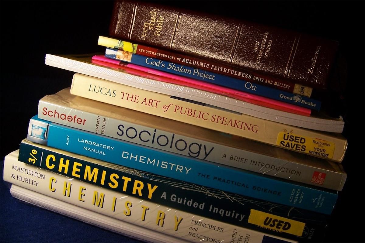 2024-0724-schoolbooks