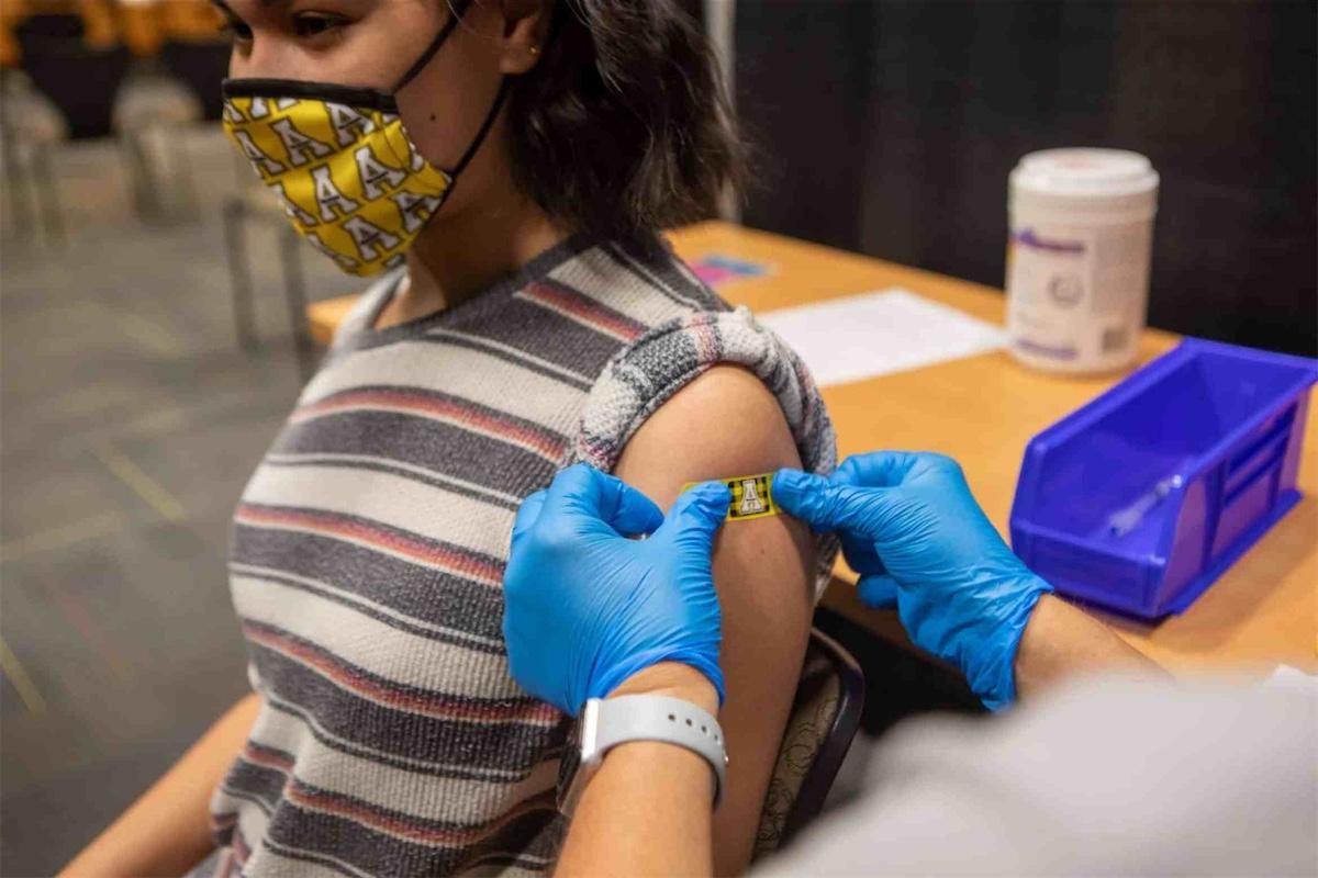 2024-0802-covid-shot