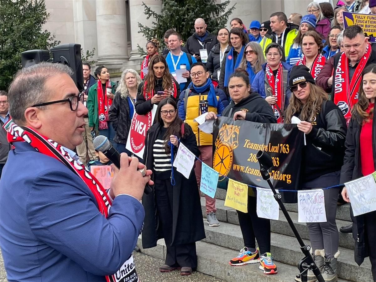 Educators and parents call on Washington lawmakers to up school funding